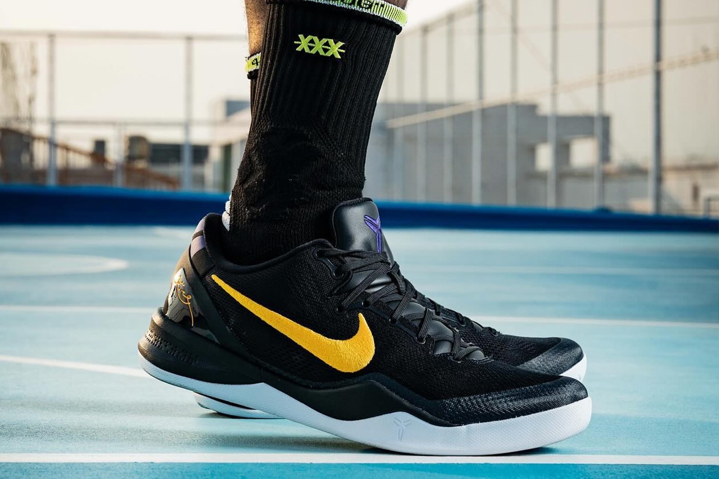 率先近賞 Nike Kobe 8 Protro 最新配色「Hollywood Nights」