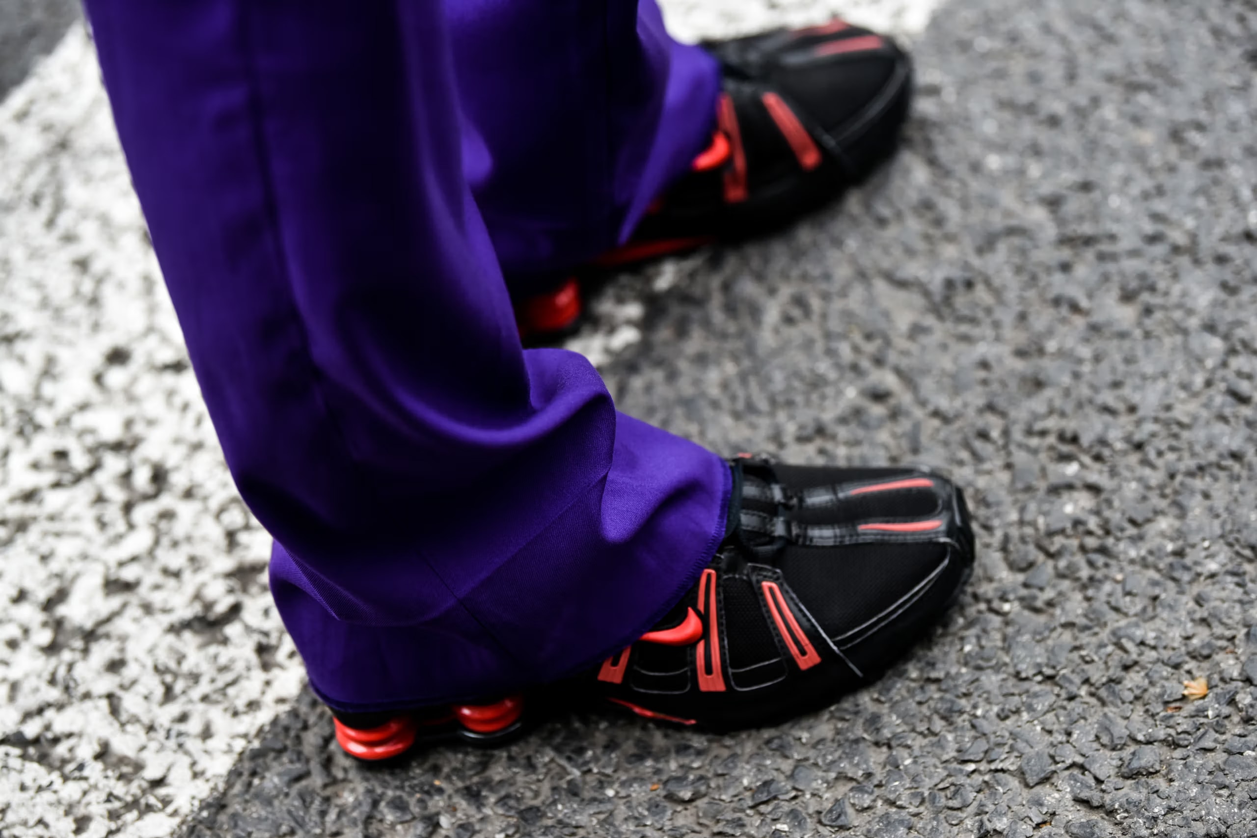 Street Style : 2024 秋冬上海時裝周街頭鞋款趨勢