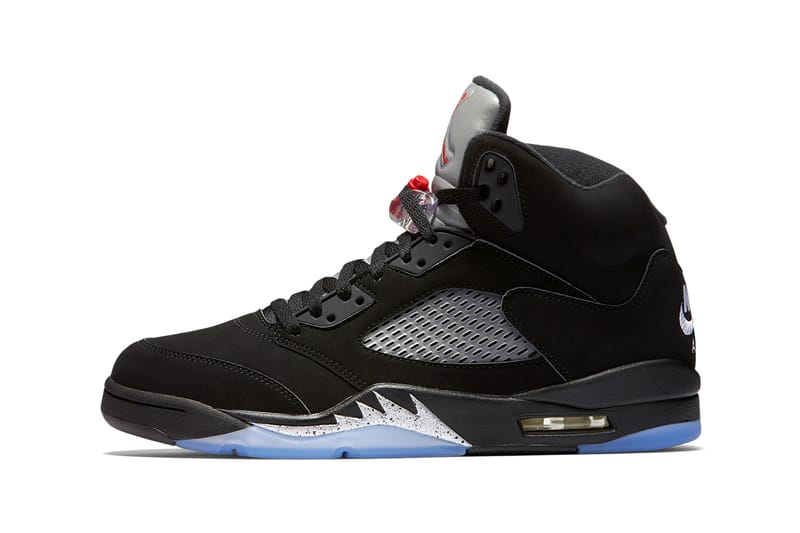 消息稱 Air Jordan 5 人氣配色「Black Metallic」即將於 2025 年復刻回歸
