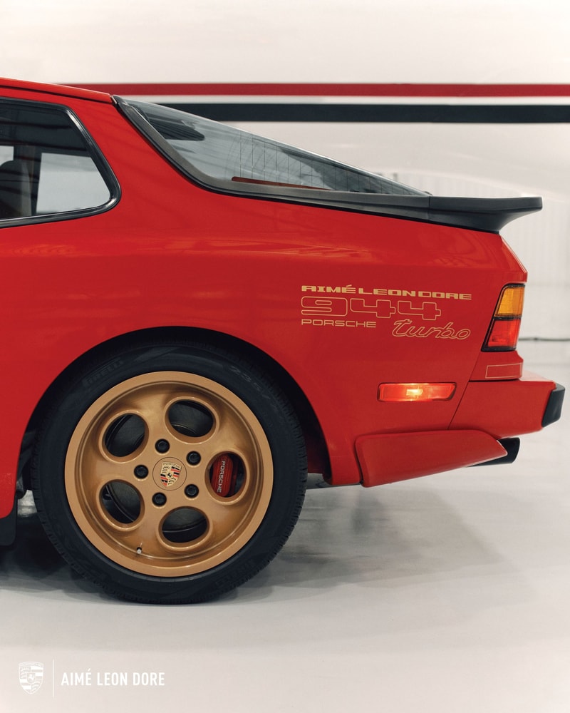 Aimé Leon Dore 攜手 Porsche 打造 1986 944 Turbo 聯名定製車型