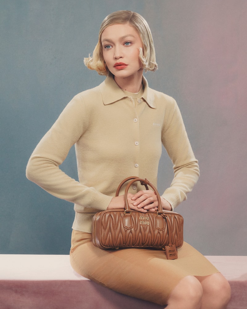 Gigi Hadid 演繹 Miu Miu 2024 包款最新形象大片