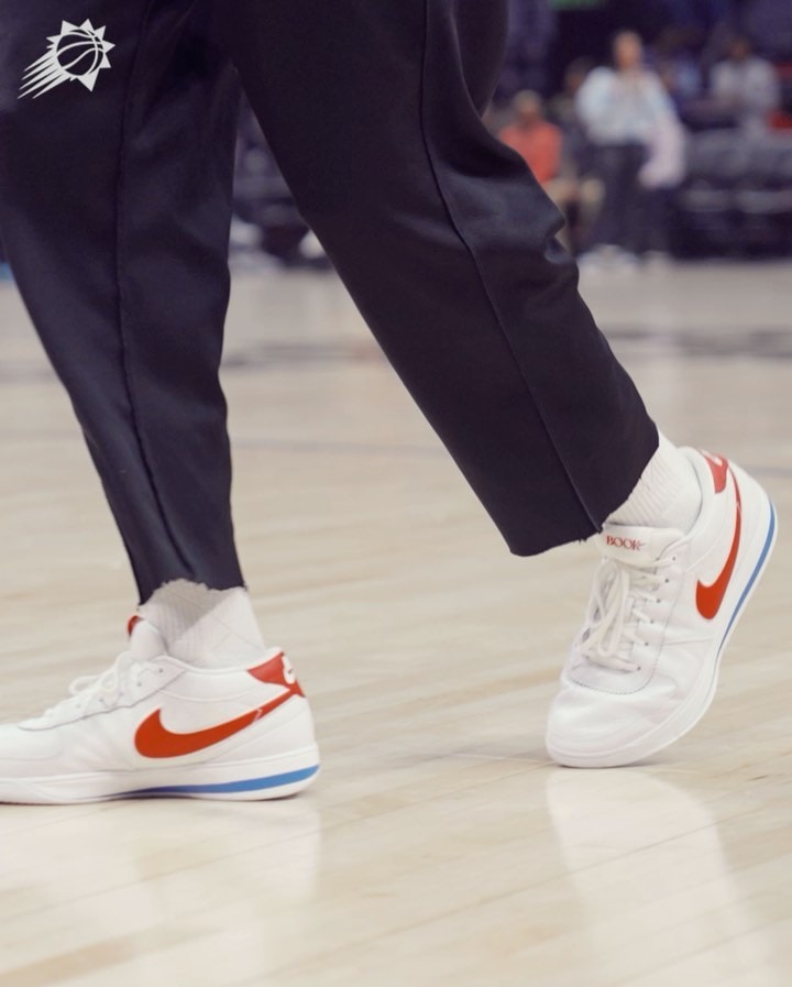 Devin Booker 親著 Nike Book 1 全新「阿甘鞋」PE 配色