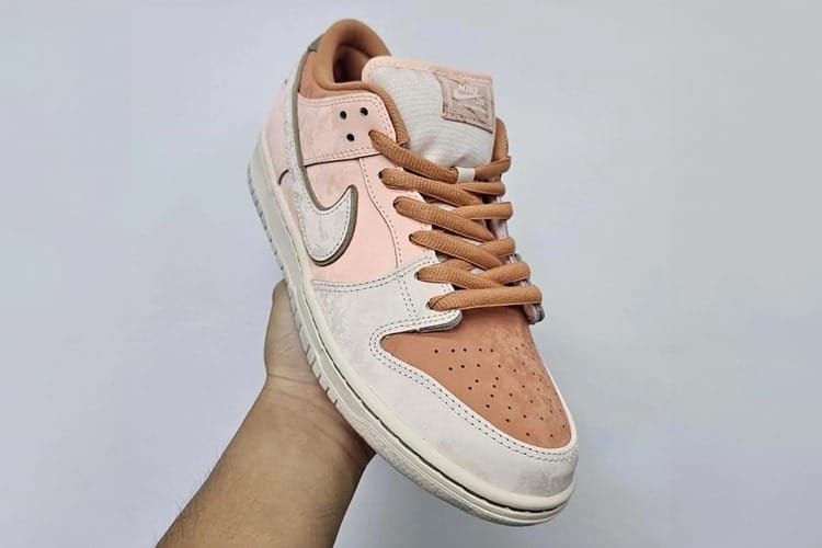 Nike SB Dunk Low 全新配色「Trocadéro Gardens」率先曝光