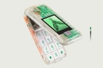 僅能打電話、發送簡訊！Bodega x Heineken 復古翻蓋式手機正式登場　