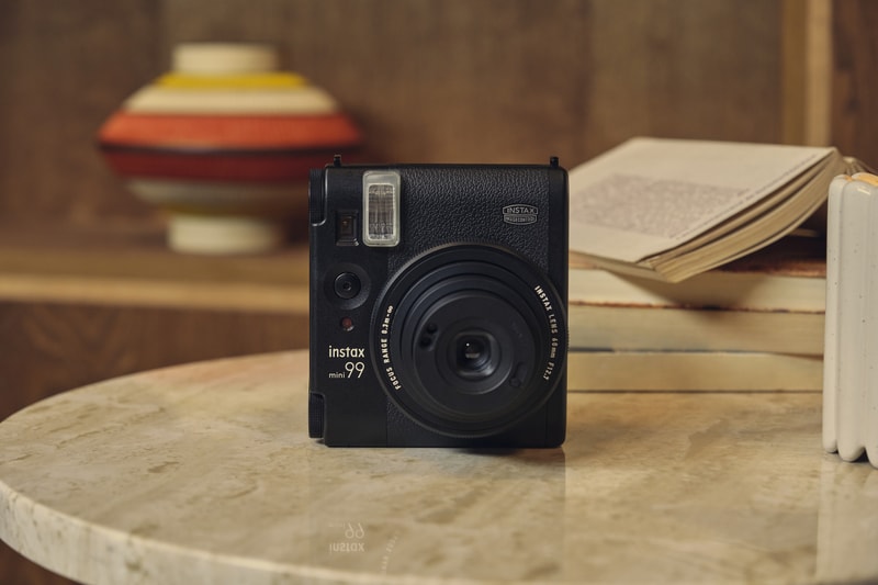 Fujifilm 推出全新即影即有相機 instax mini 99 