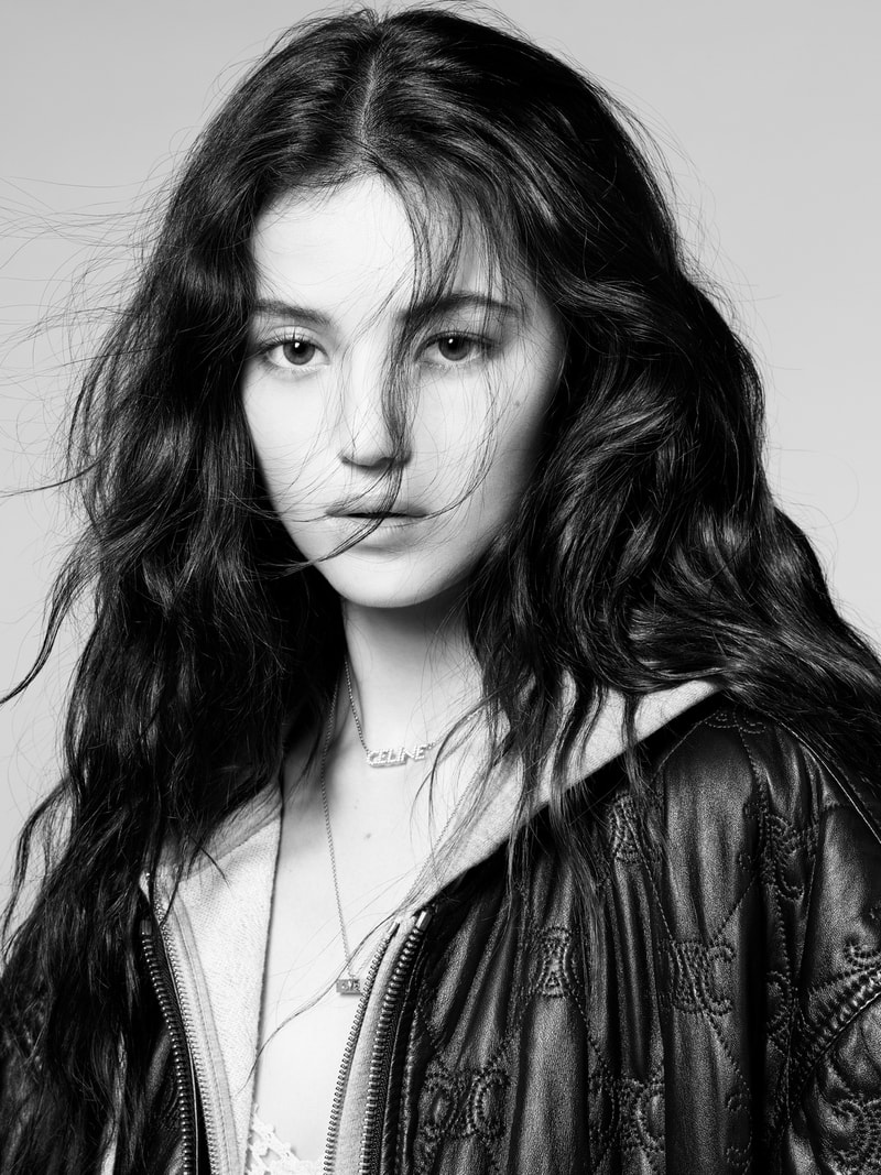 NewJeans 成員 Danielle 演繹 CELINE 2024 夏季女裝系列形象大片