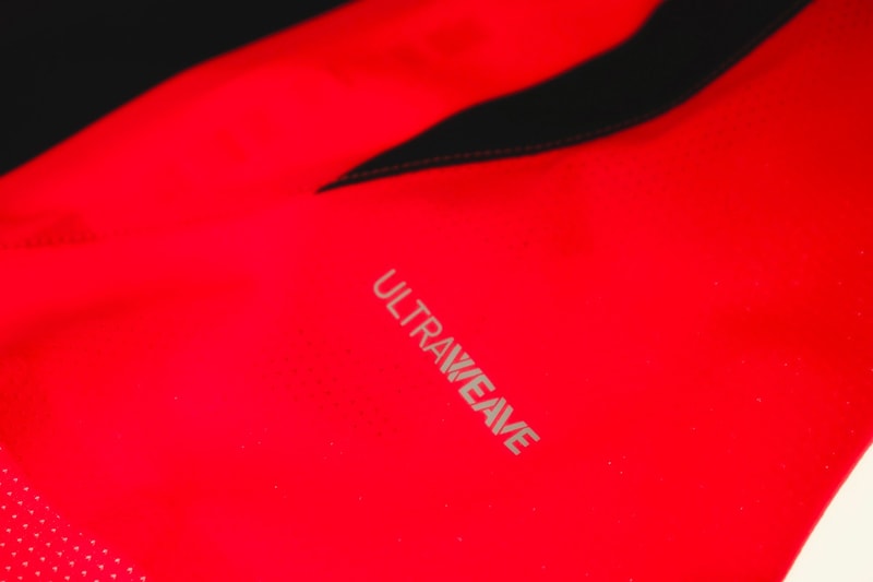PUMA 正式公開 2024-25 賽季 AC Milan 全新主場球衣
