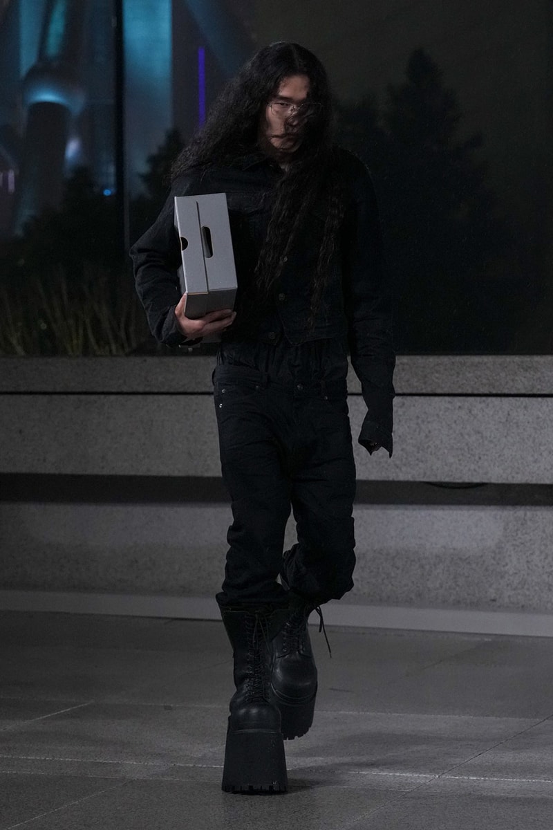 Balenciaga 2025 春季系列大秀正式登場