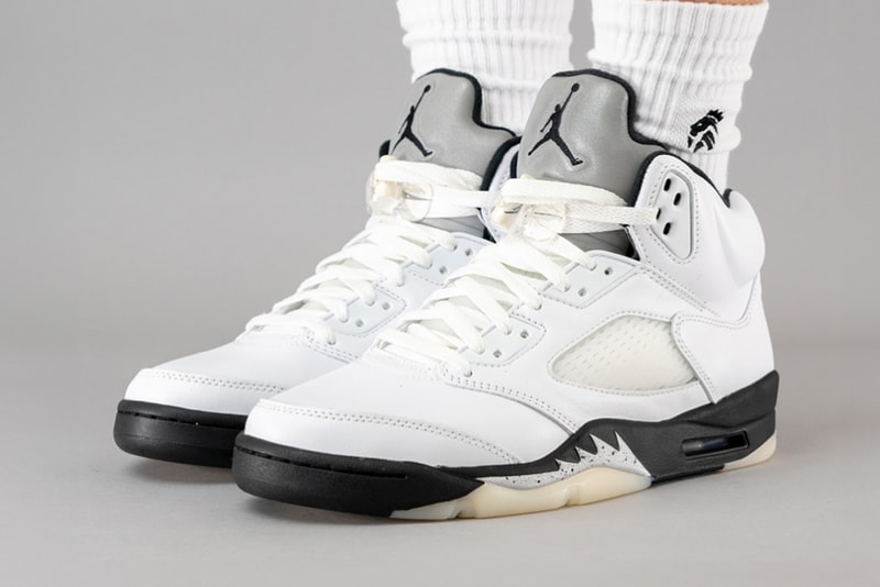 Air Jordan 5 最新配色「Reverse Metallic」官方圖輯、發售情報正式公開