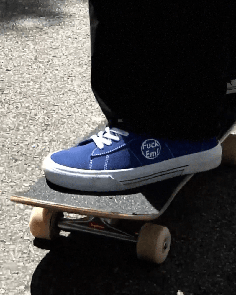 Supreme x Vans 2024 春季最新聯名系列鞋款發佈