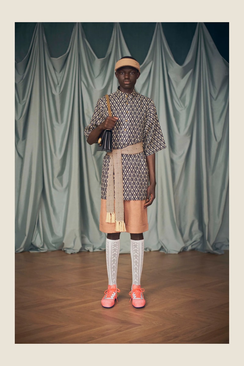 華麗轉身！Alessandro Michele 執掌 Valentino 2025 最新度假系列正式登場