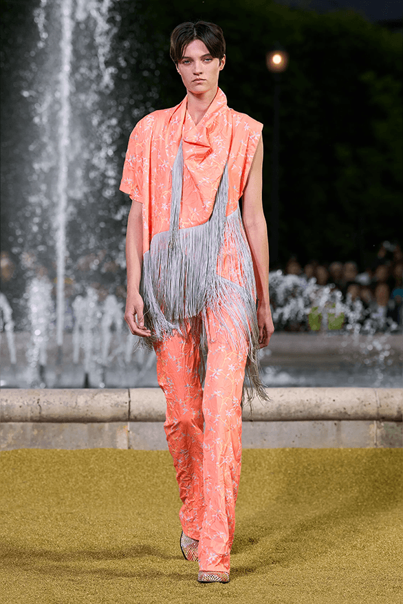 KENZO 2025 春夏系列大秀正式登場