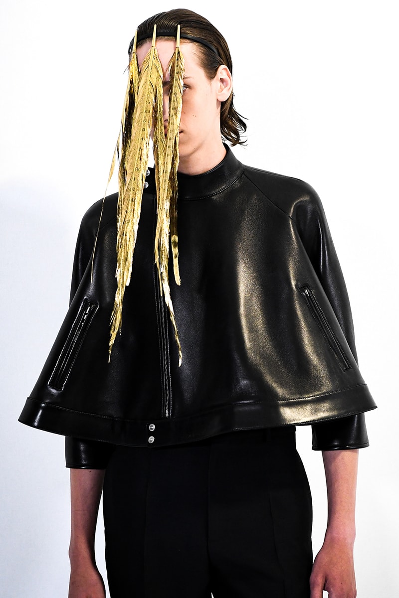 藝術的愛欲！Jonathan Anderson 執掌 LOEWE 2025 春夏男裝大秀正式登場
