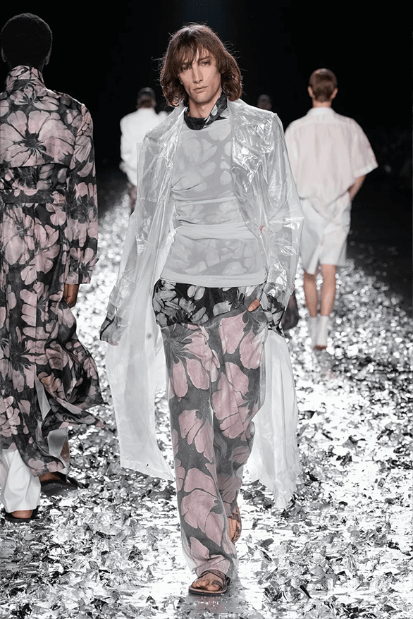 離開並不是結束！Dries Van Noten 2025 春夏男裝系列大秀「THERE IS NO BEGINNING, NO END」正式登場