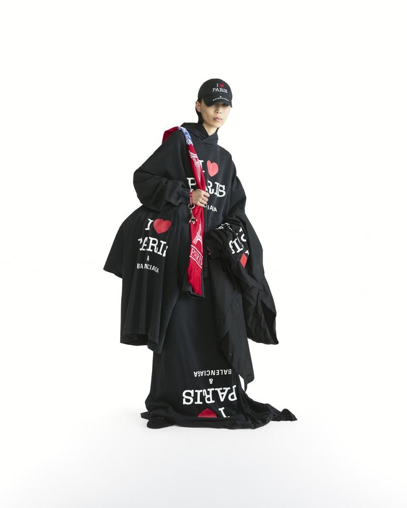 Balenciaga 全新紀念品系列「Souvenir Shop」正式發佈