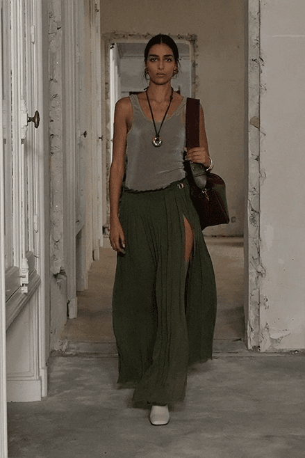 AMI 正式發佈 2025 春夏系列大秀