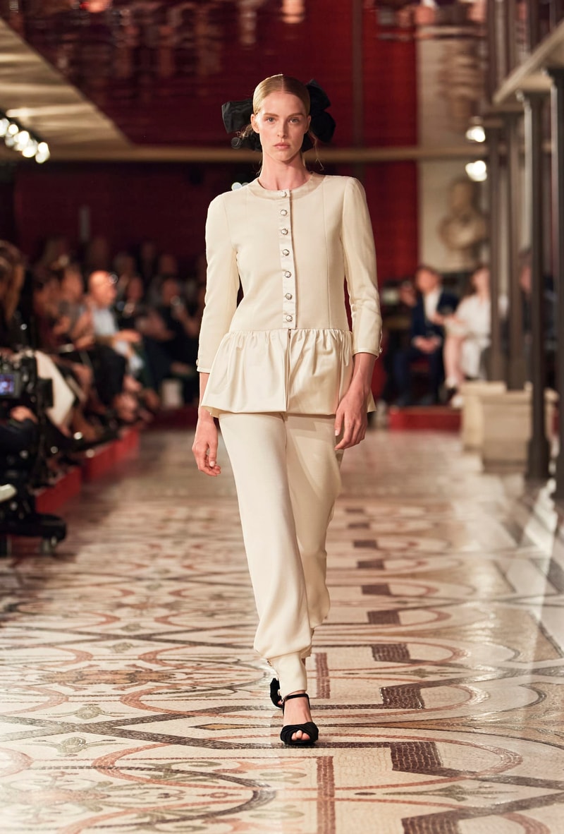 CHANEL 正式發佈 2024/25 秋冬高定系列大秀