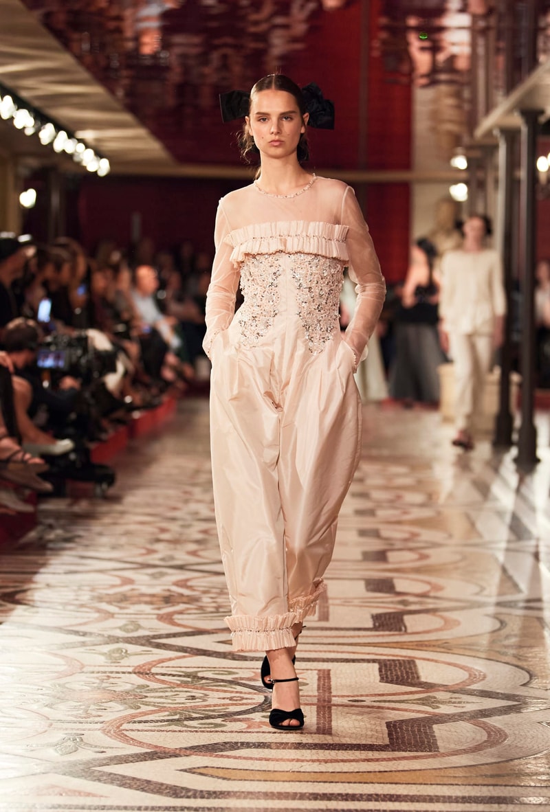 CHANEL 正式發佈 2024/25 秋冬高定系列大秀