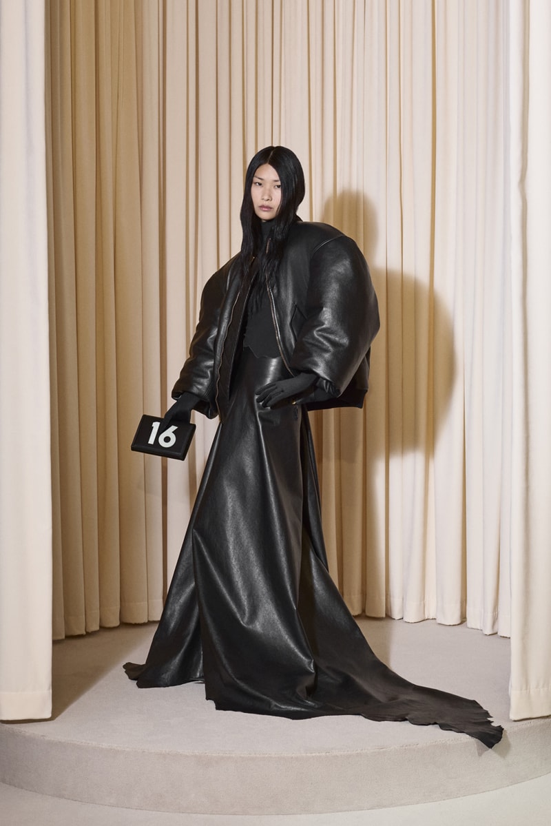 Balenciaga 正式發佈第 53 季高級訂製時裝大秀