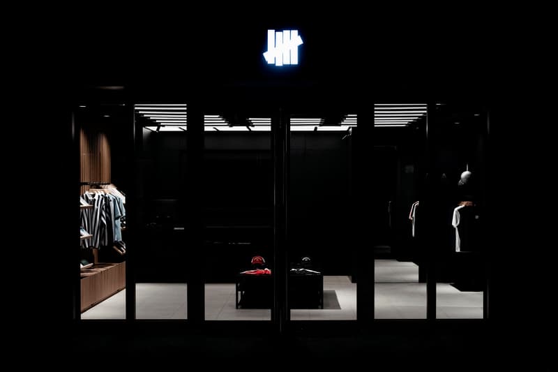 率先走進 UNDEFEATED 台北、台中最新門店