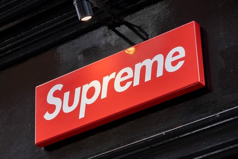 認賠轉售?VF Corporation 以 $15 億美元將 Supreme 出售給 EssilorLuxottica