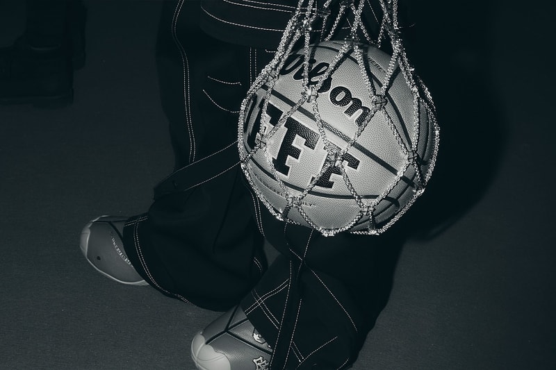 Off-White™ 攜手 Wilson 打造首款聯名籃球