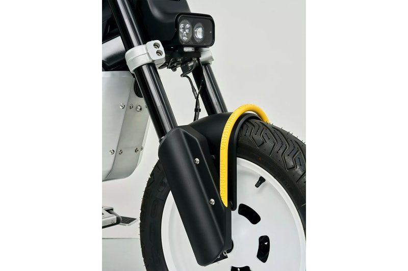 BMW Motorrad 攜手 Vagabund 打造全新 CE 02 概念電能機車