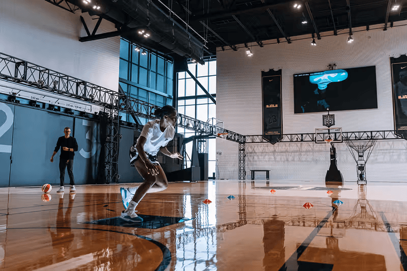 Nike 這 50 年來都在做些什麼事情？