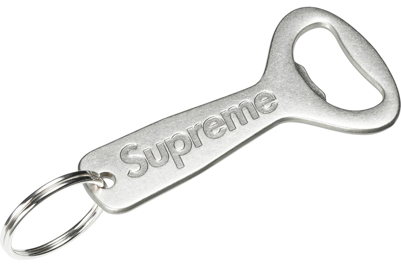 聯名重訓架、黑膠唱片機、薩克斯風！Supreme 2024 秋冬系列「配件」完整公開