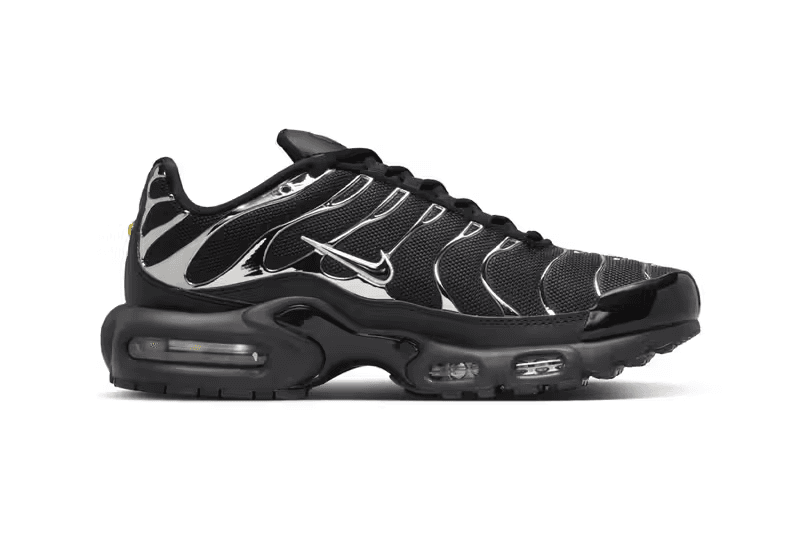 近賞 Nike Air Max Plus 最新配色「Black/Metallic Silver」官方圖輯