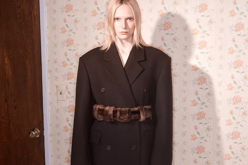 WE11DONE 正式發佈 2024 秋冬系列「Tilt, Swivel」形象大片