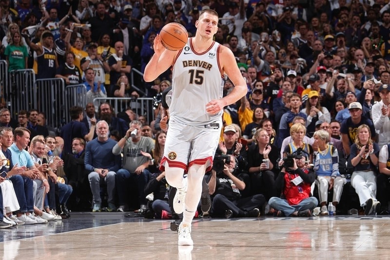 Jokić、Dončić、Antetokounmpo 領銜，《NBA 2K25》前十名球員能力值正式公佈