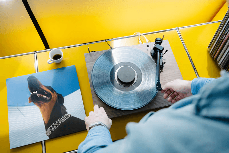10 種配色!Pro-Ject 全新黑膠唱機「Debut EVO 2」正式登場