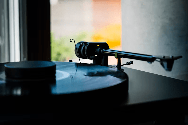 10 種配色!Pro-Ject 全新黑膠唱機「Debut EVO 2」正式登場