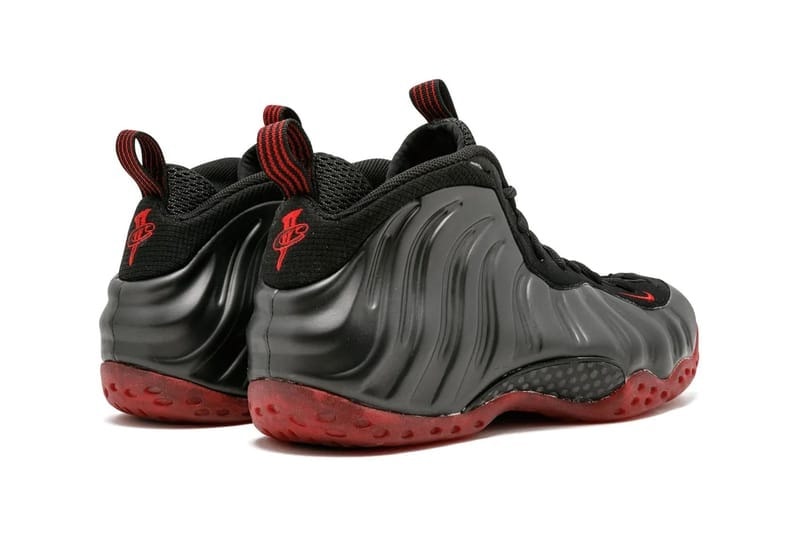 Nike Air Foamposite One 全新配色「Cough Drop」率先曝光