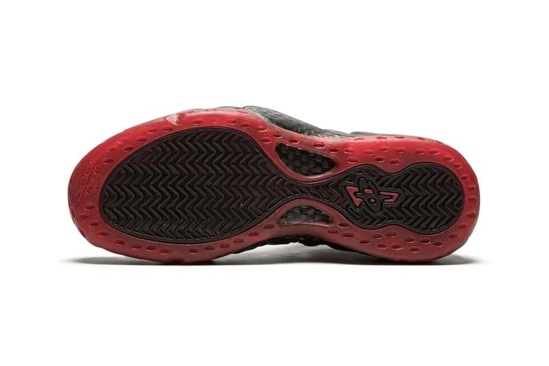 Nike Air Foamposite One 全新配色「Cough Drop」率先曝光