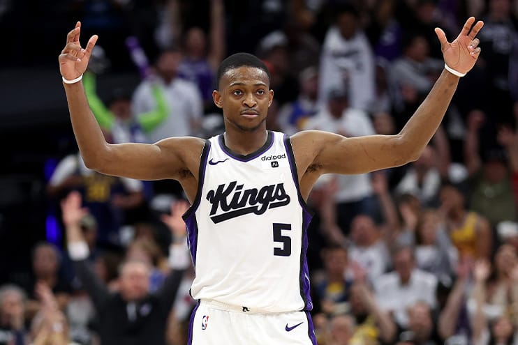 消息稱 Curry Brand 即將發佈 De’Aaron Fox 個人首款簽名球鞋