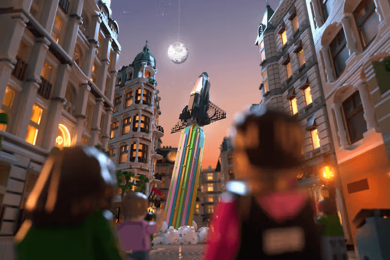 Pharrell 首度攜手 LEGO 打造「Over the Moon」太空飛船積木模型