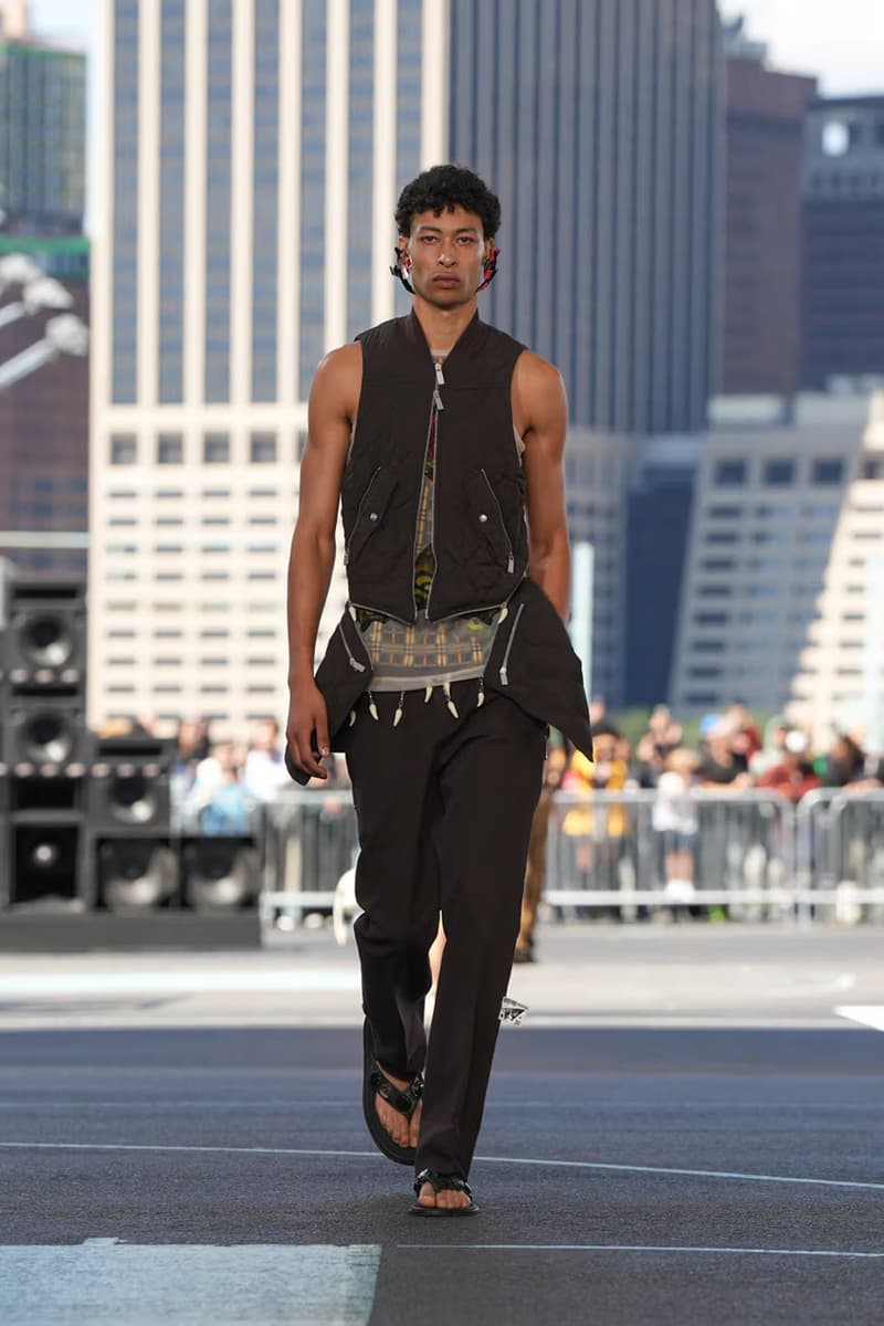 Off-White™ 2025 年春夏系列大秀正式登場