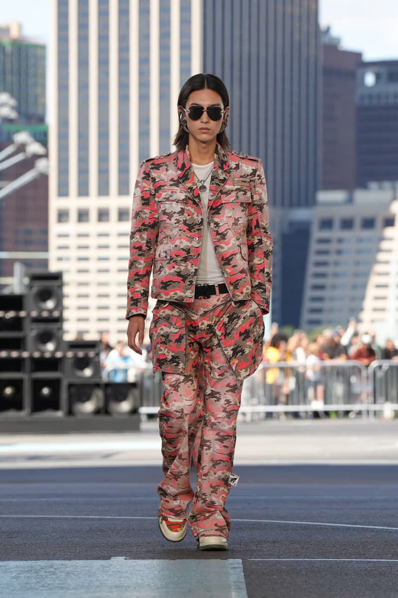 Off-White™ 2025 年春夏系列大秀正式登場