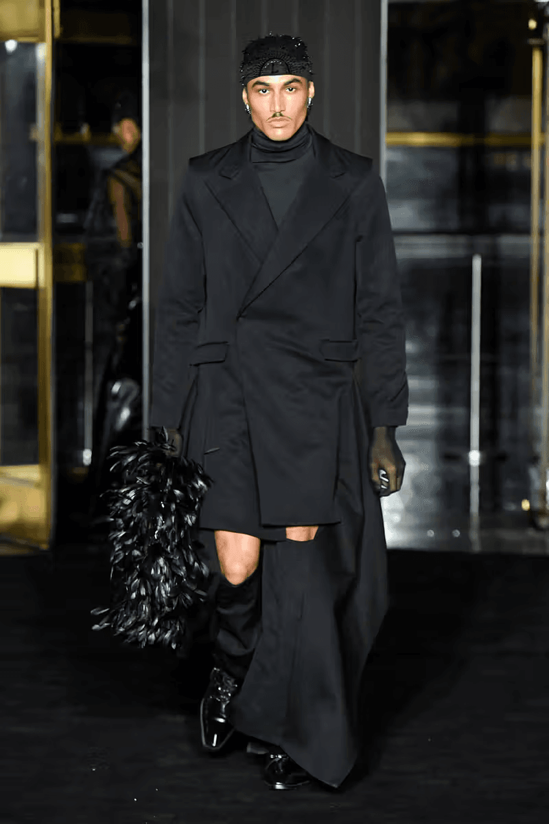 Luar 正式發佈 2025 春夏系列大秀