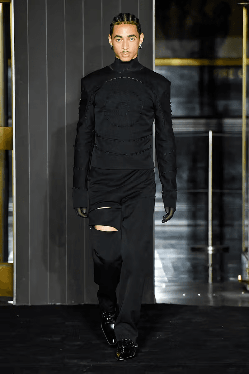 Luar 正式發佈 2025 春夏系列大秀