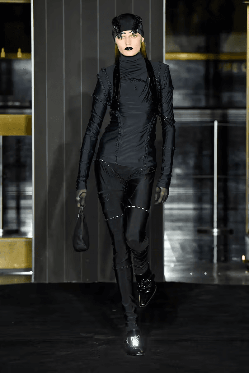 Luar 正式發佈 2025 春夏系列大秀