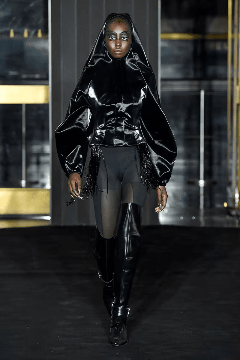 Luar 正式發佈 2025 春夏系列大秀