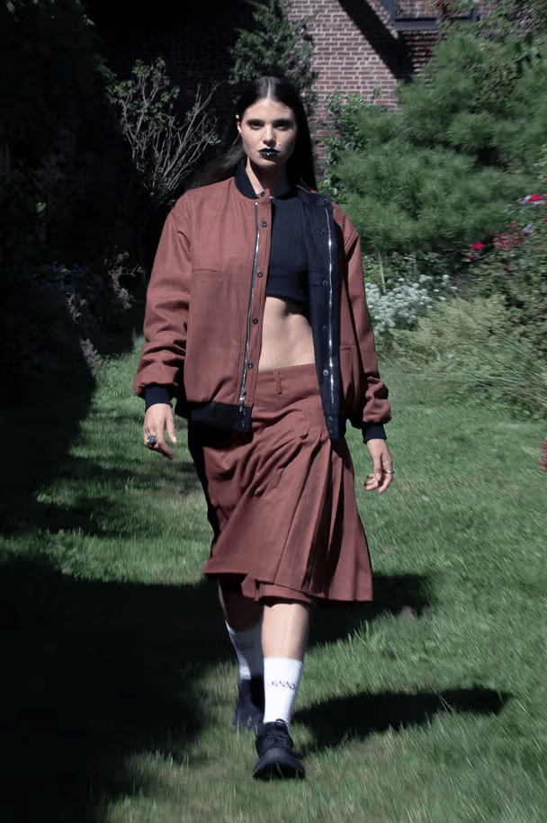 5000 正式發佈 2025 春夏系列大秀