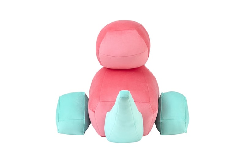 Pokémon 推出 1:1 尺寸「多邊獸 Porygon」全新毛絨玩偶