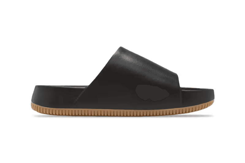 率先近賞 Nike Calm Slides 全新配色「Black Gum」