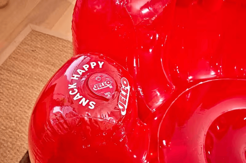 美國經典果凍品牌 JELL-O 首度推出家具系列「The Jelly Collection」