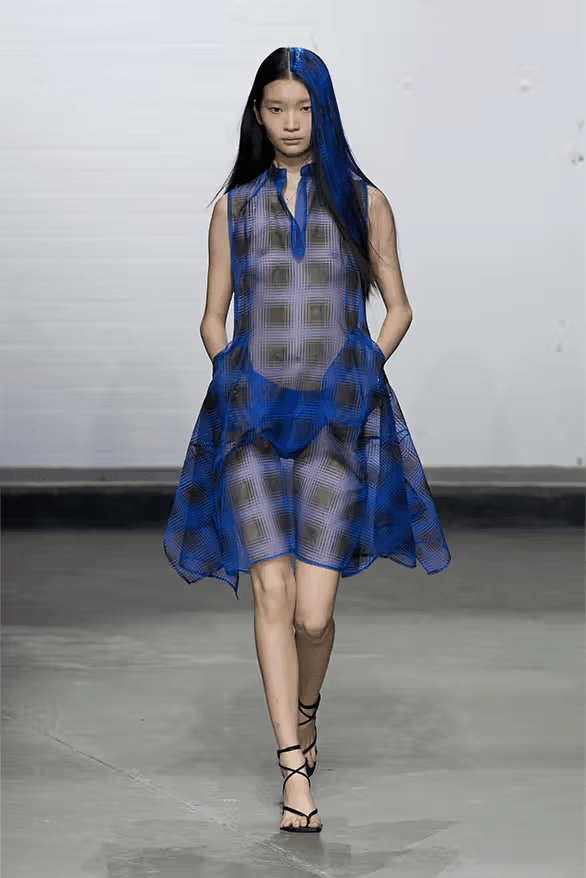 Chet Lo 正式發佈 2025 春夏系列大秀