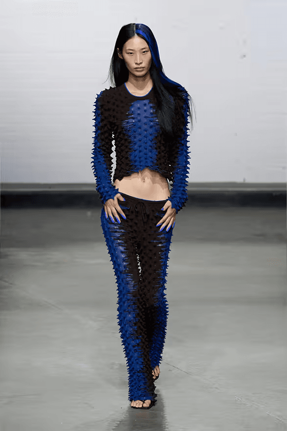 Chet Lo 正式發佈 2025 春夏系列大秀